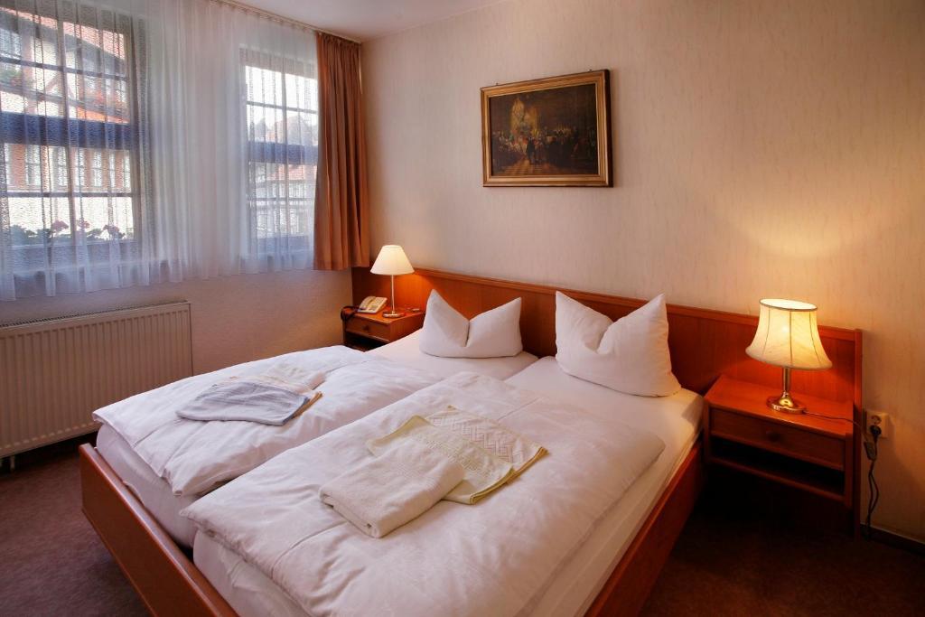 Hotel Zum Kanzler Stolberg i. Harz Værelse billede